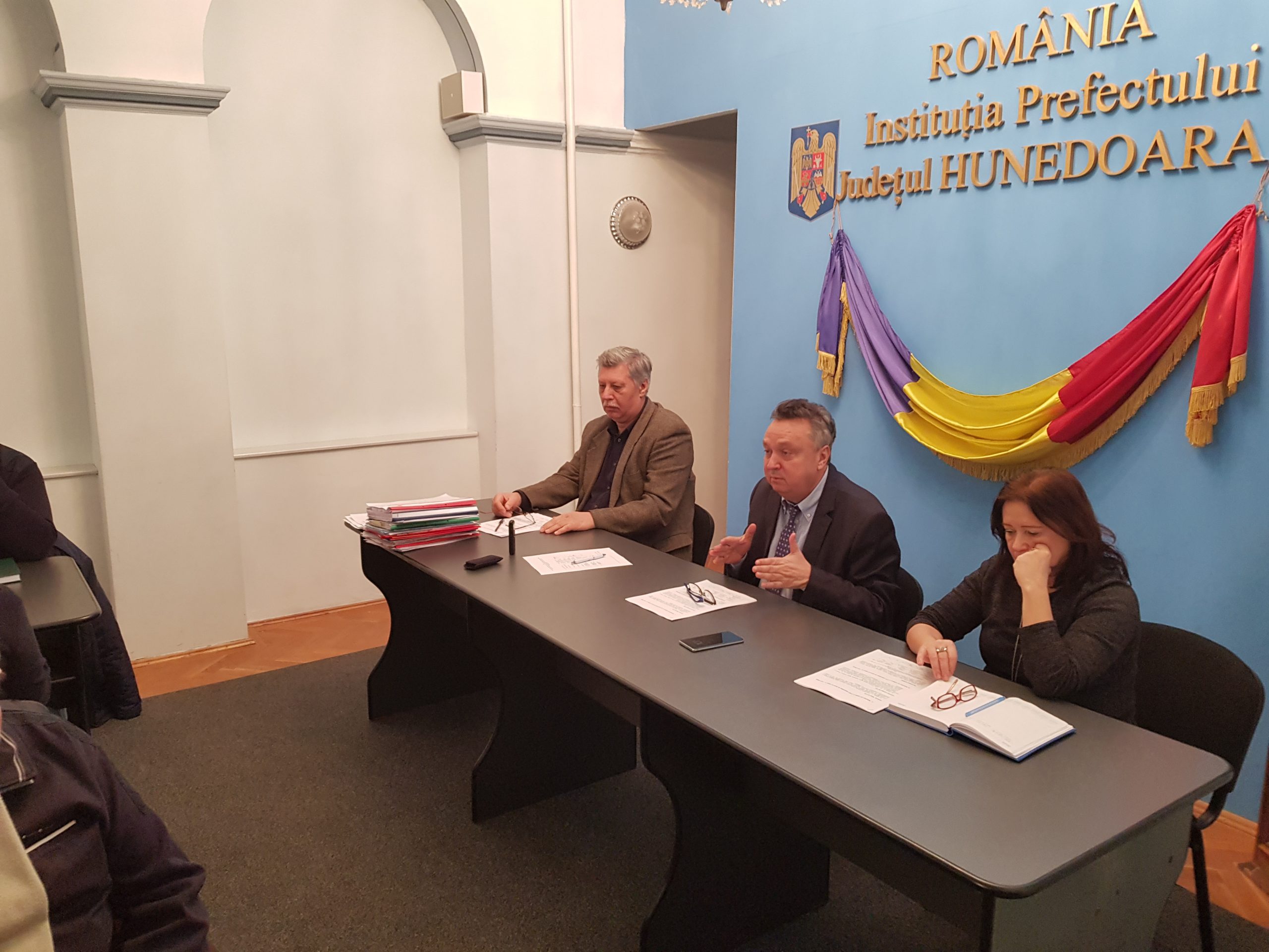 Măsuri, luate de conducerea Prefecturii Hunedoara, pentru accelerarea etapelor de punere în posesie a proprietăților