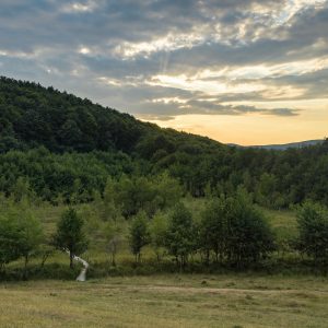 VIDEO: Țara Hațegului-Retezat, singura destinație ecoturistică din vestul țării, promovată la BBC World News, de către Charlie Ottley