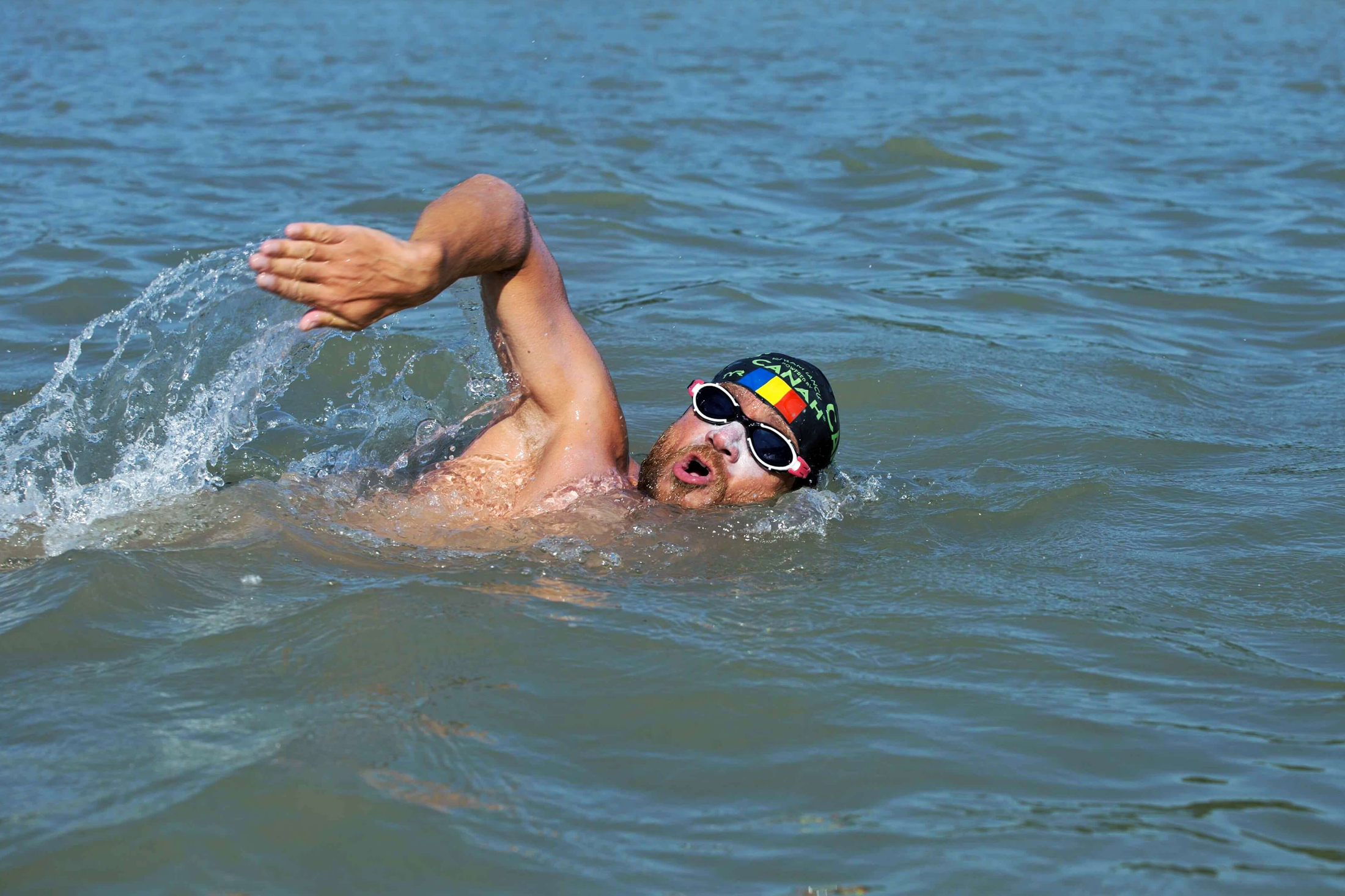 Avram Iancu înoată, mâine, 12 ore fără oprire, de Ziua Internațională a Dunării