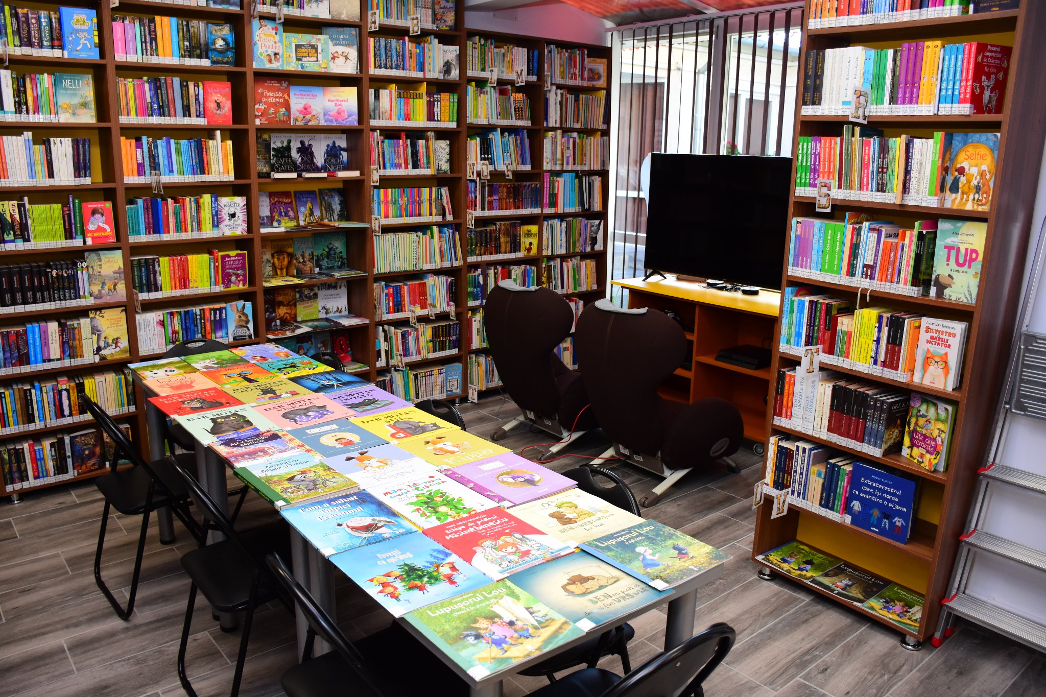 Secția de Împrumut Carte pentru Copii a Bibliotecii Județene din Deva, redeschisă după renovare