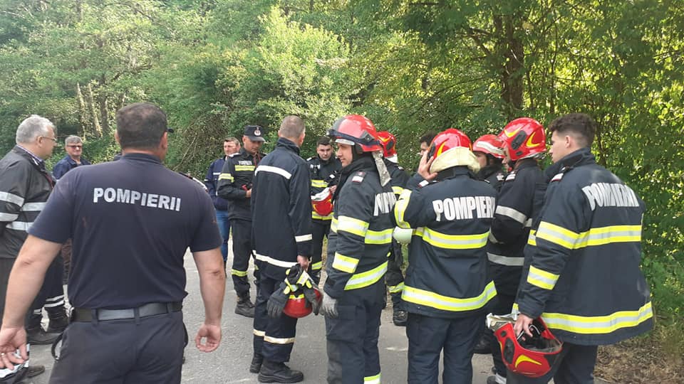 Pompieri din șase județe, la un stagiu de perfecționare organizat de ISU Hunedoara